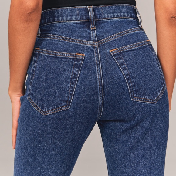 Abercrombie Ultra High Rise Ankle Straight Jean - Picture 8 of 12